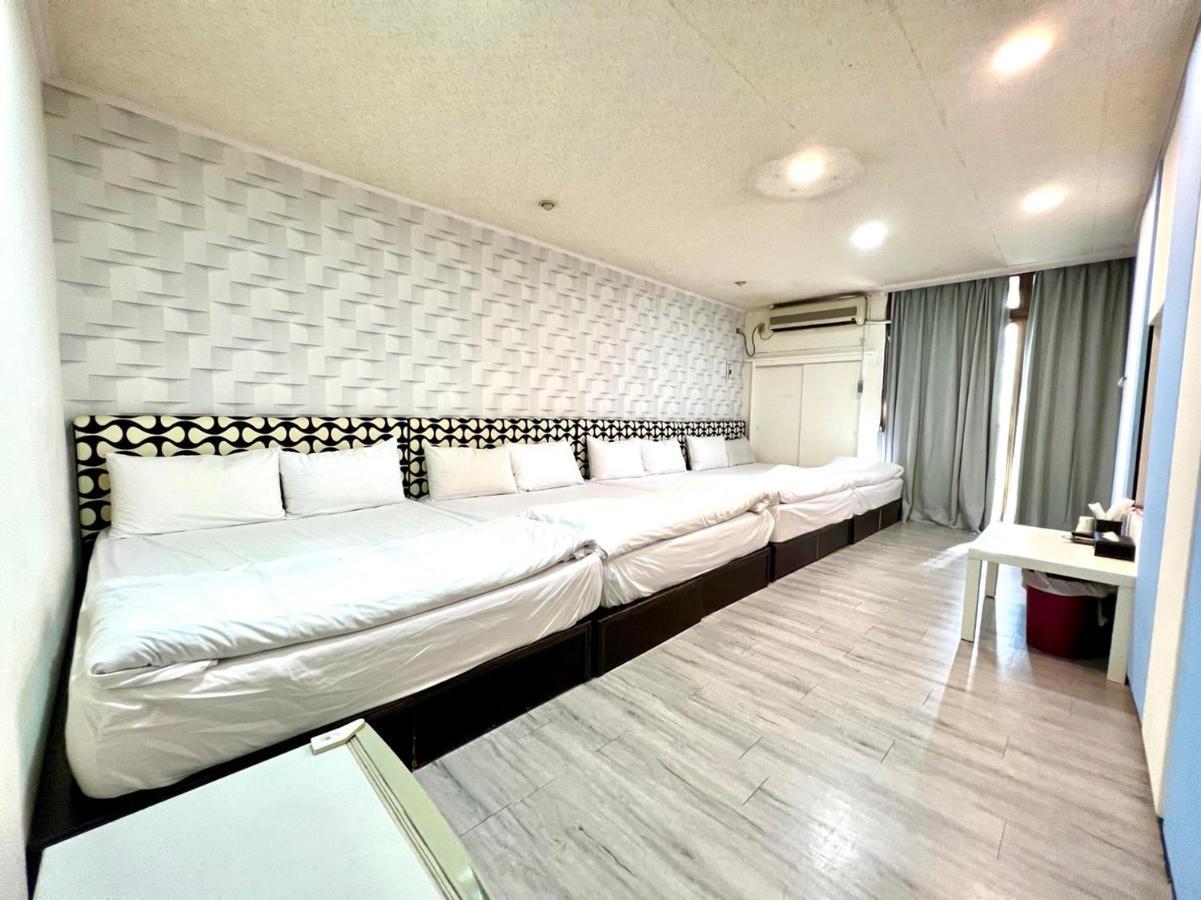 타이중 逢甲mickey House 아파트 외부 사진